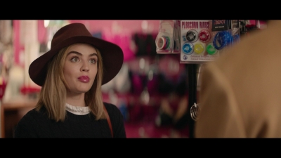 a_nice_girl_like_you_2020_1080p_web_h264-huzzah_1795.jpg