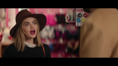 a_nice_girl_like_you_2020_1080p_web_h264-huzzah_1808.jpg
