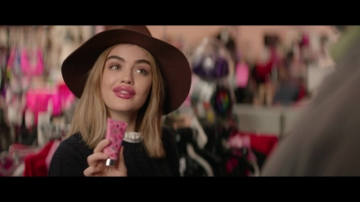 a_nice_girl_like_you_2020_1080p_web_h264-huzzah_1827.jpg