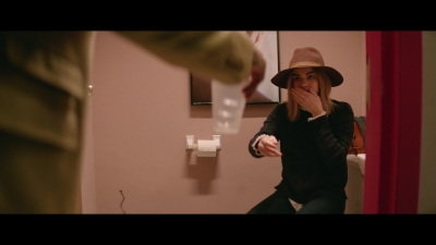 a_nice_girl_like_you_2020_1080p_web_h264-huzzah_1858.jpg
