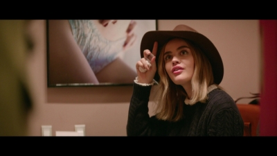 a_nice_girl_like_you_2020_1080p_web_h264-huzzah_1882.jpg