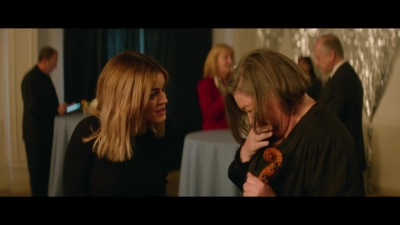 a_nice_girl_like_you_2020_1080p_web_h264-huzzah_2336.jpg