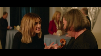 a_nice_girl_like_you_2020_1080p_web_h264-huzzah_2368.jpg