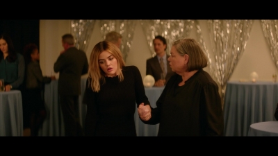 a_nice_girl_like_you_2020_1080p_web_h264-huzzah_2373.jpg