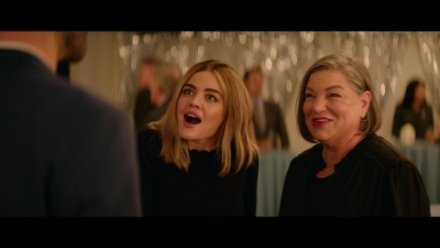 a_nice_girl_like_you_2020_1080p_web_h264-huzzah_2391.jpg