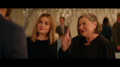 a_nice_girl_like_you_2020_1080p_web_h264-huzzah_2421.jpg