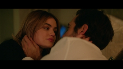 a_nice_girl_like_you_2020_1080p_web_h264-huzzah_5109.jpg
