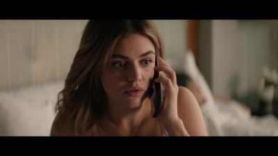 a_nice_girl_like_you_2020_1080p_web_h264-huzzah_5155.jpg
