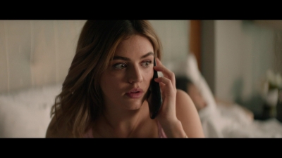 a_nice_girl_like_you_2020_1080p_web_h264-huzzah_5156.jpg