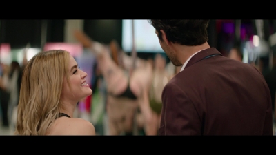 a_nice_girl_like_you_2020_1080p_web_h264-huzzah_5218.jpg