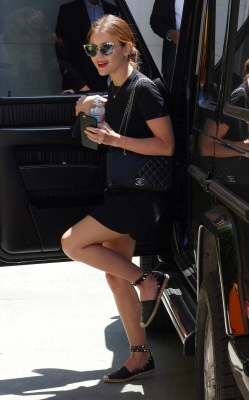 HQ
