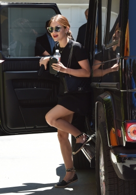 HQ
