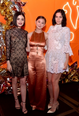 HQ
