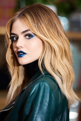 HQ
