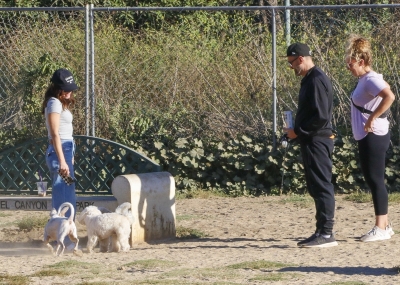 dogpark111023-018.jpg