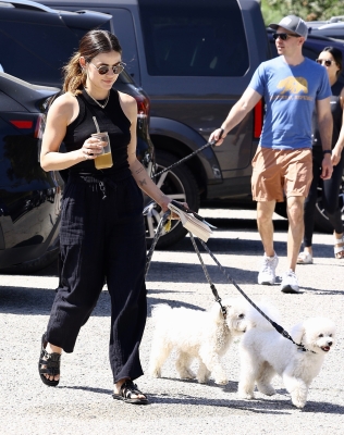 dogsla230423-014.jpg