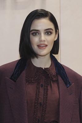 UHQ
