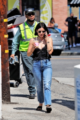 grabsanicecoffeeinla_007.jpg