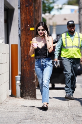 grabsanicecoffeeinla_065.jpg
