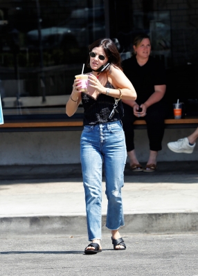 grabsanicecoffeeinla_079.jpg