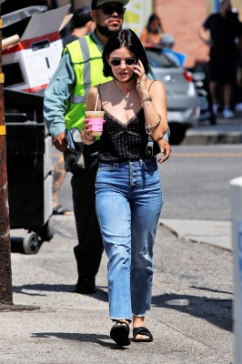 grabsanicecoffeeinla_090.jpg