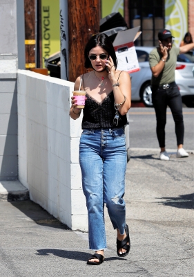grabsanicecoffeeinla_094.jpg
