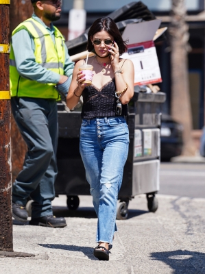 grabsanicecoffeeinla_122.jpg