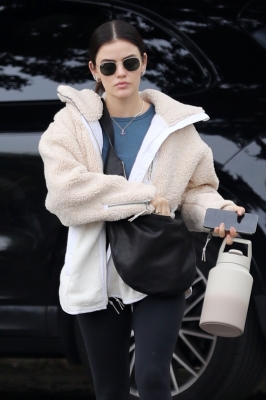 gymla130123-001.JPG