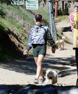 hikeinstudiocity_200221-015.jpg
