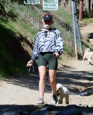 hikeinstudiocity_200221-016.jpg