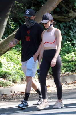 hikingla050820-099.jpg