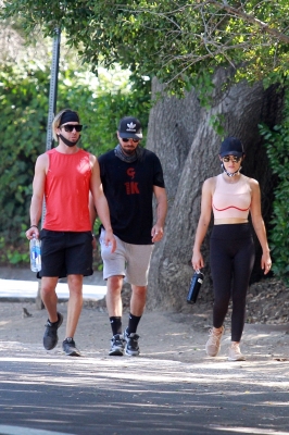 hikingla050820-101.jpg