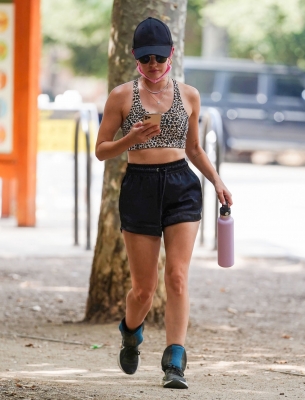 hikingla180820-001.jpg