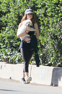 HQ
