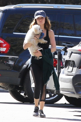 HQ
