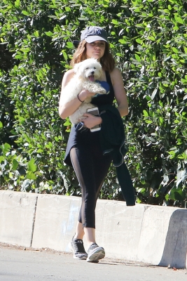HQ

