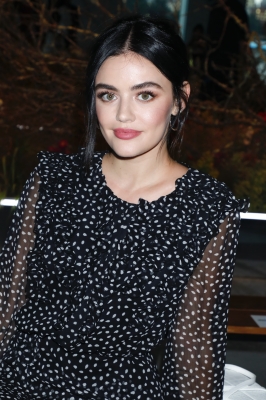 UHQ

