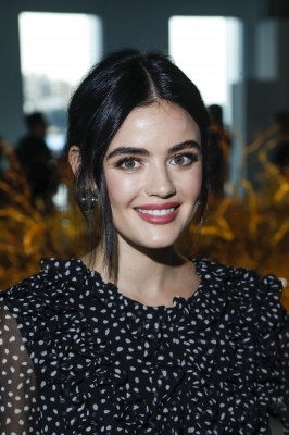 UHQ
