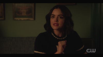 katy_keene_s01e01_1080p_web_h264-xlf_1876.jpg