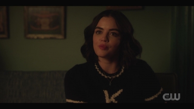 katy_keene_s01e01_1080p_web_h264-xlf_1877.jpg
