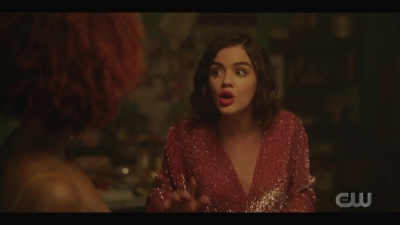 katy_keene_s01e01_1080p_web_h264-xlf_2078.jpg