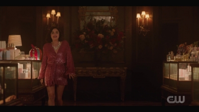 katy_keene_s01e01_1080p_web_h264-xlf_2150.jpg