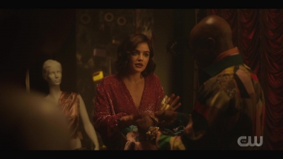 katy_keene_s01e01_1080p_web_h264-xlf_2187.jpg