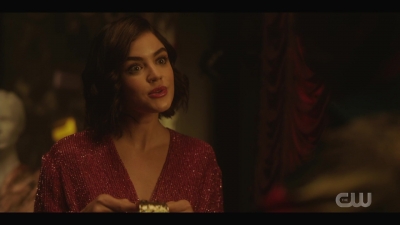 katy_keene_s01e01_1080p_web_h264-xlf_2195.jpg