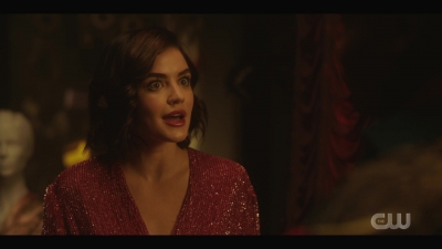 katy_keene_s01e01_1080p_web_h264-xlf_2200.jpg
