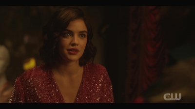 katy_keene_s01e01_1080p_web_h264-xlf_2206.jpg