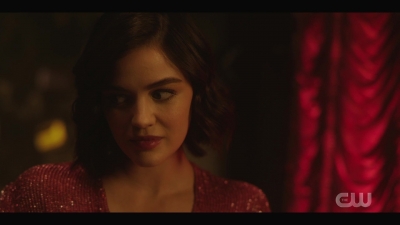 katy_keene_s01e01_1080p_web_h264-xlf_2227.jpg