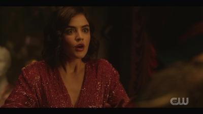 katy_keene_s01e01_1080p_web_h264-xlf_2230.jpg
