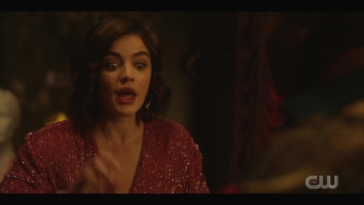 katy_keene_s01e01_1080p_web_h264-xlf_2235.jpg