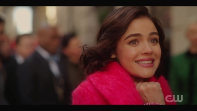katy_keene_s01e01_1080p_web_h264-xlf_2247.jpg